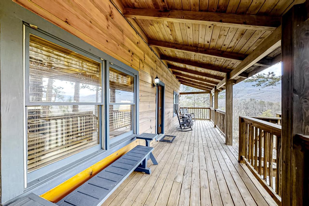 Mountain Lion'S Tales Villa Gatlinburg Exteriör bild