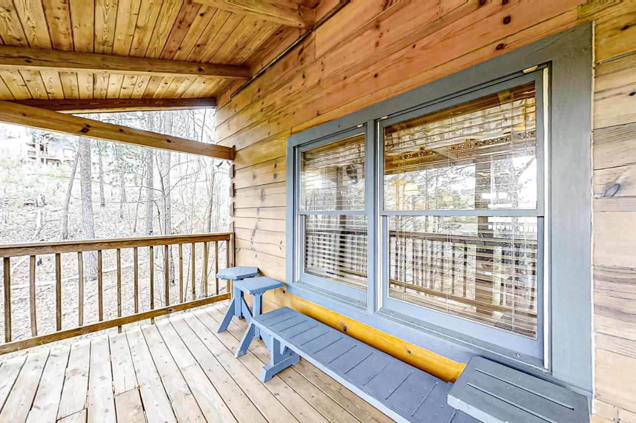 Mountain Lion'S Tales Villa Gatlinburg Exteriör bild